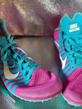 Nike Women's Zoom Running Shoes - Pink & Teal
